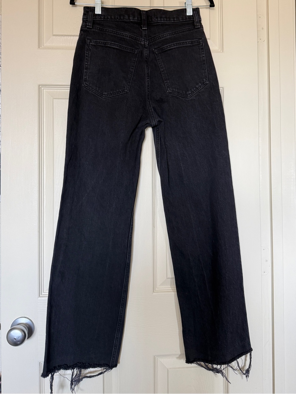 High Rise ‘90s Relaxed Jean - Picture 2 of 3